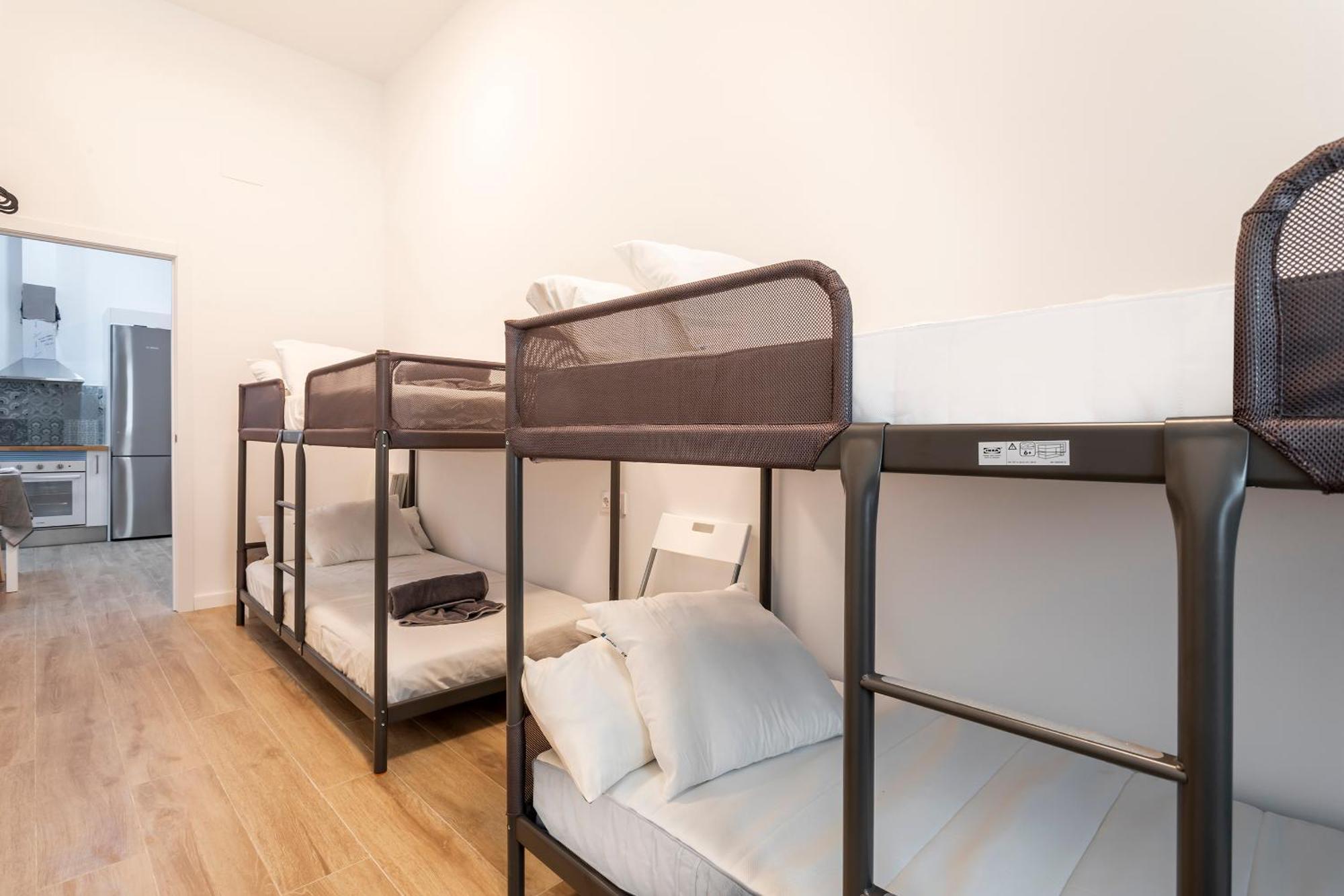 瓦伦西亚10 Pax, Ac, Wifi Gratis, Ciudad Artes Y Ciencias公寓 外观 照片